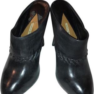 Dark grey Max Studio mules